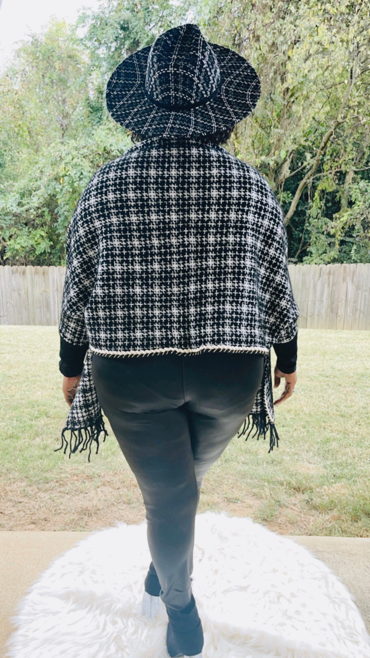 Tweed Poncho & Hat Set (Black)